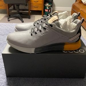 Ecco s-three golf shoes